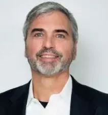 JN Headshot Color (002)